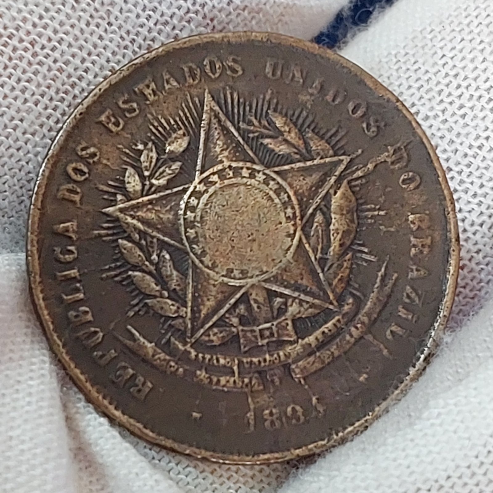 Moeda de 20 Réis do Brasil Ano 1894 - Vintém - Imagem 4