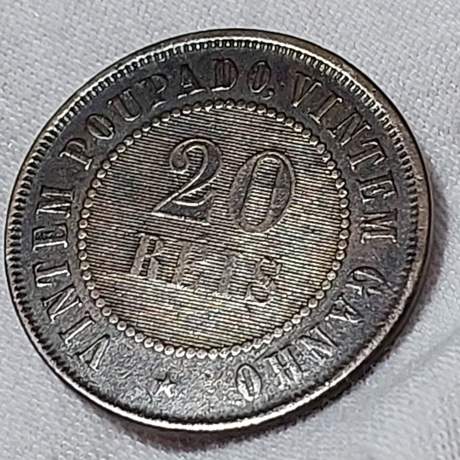 Moeda de 20 Réis do Brasil Ano 1910 - Vintém - Imagem 3