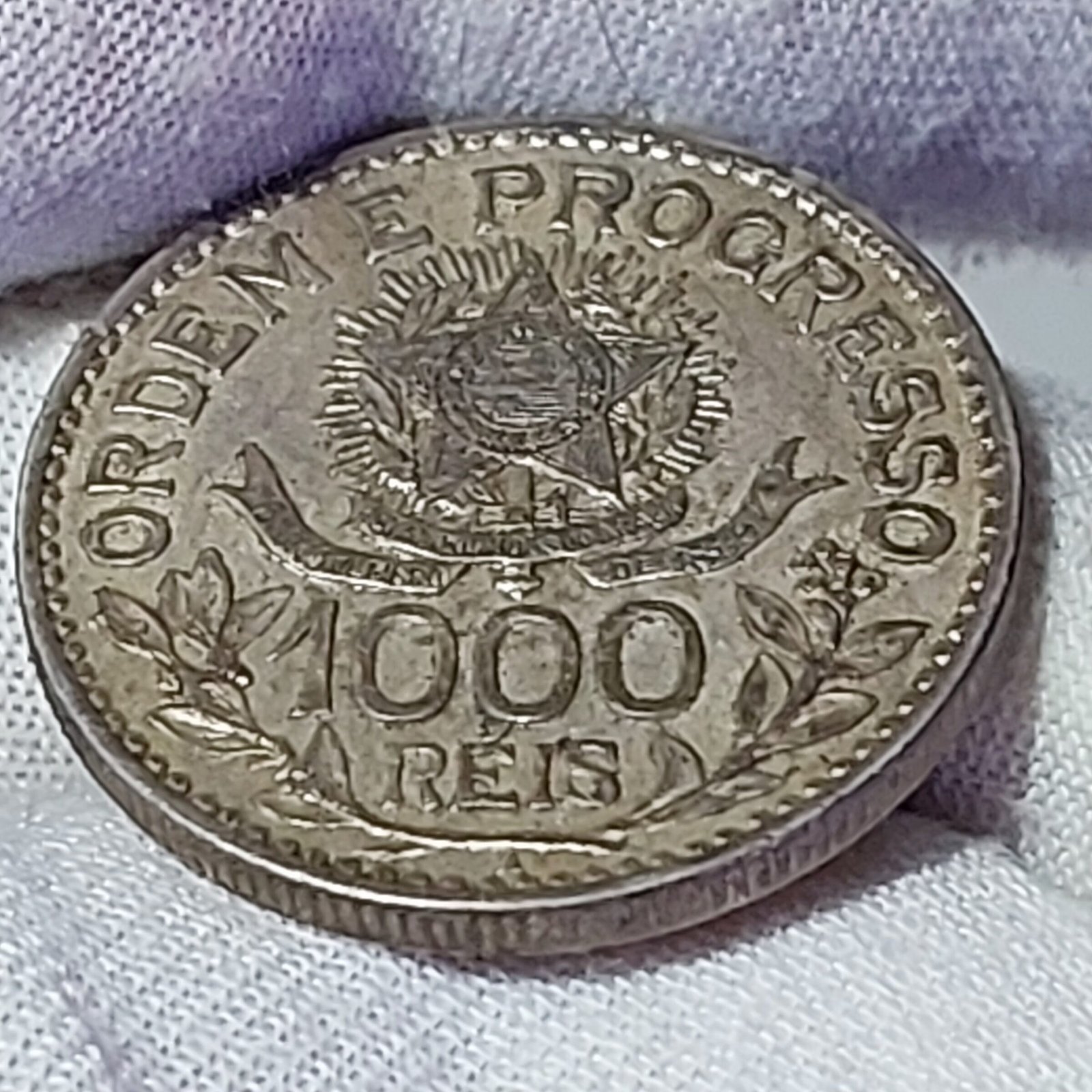 Moeda de 1.000 Réis Ano 1913 - Prata 0,900 - Estrelas Soltas - Imagem 3