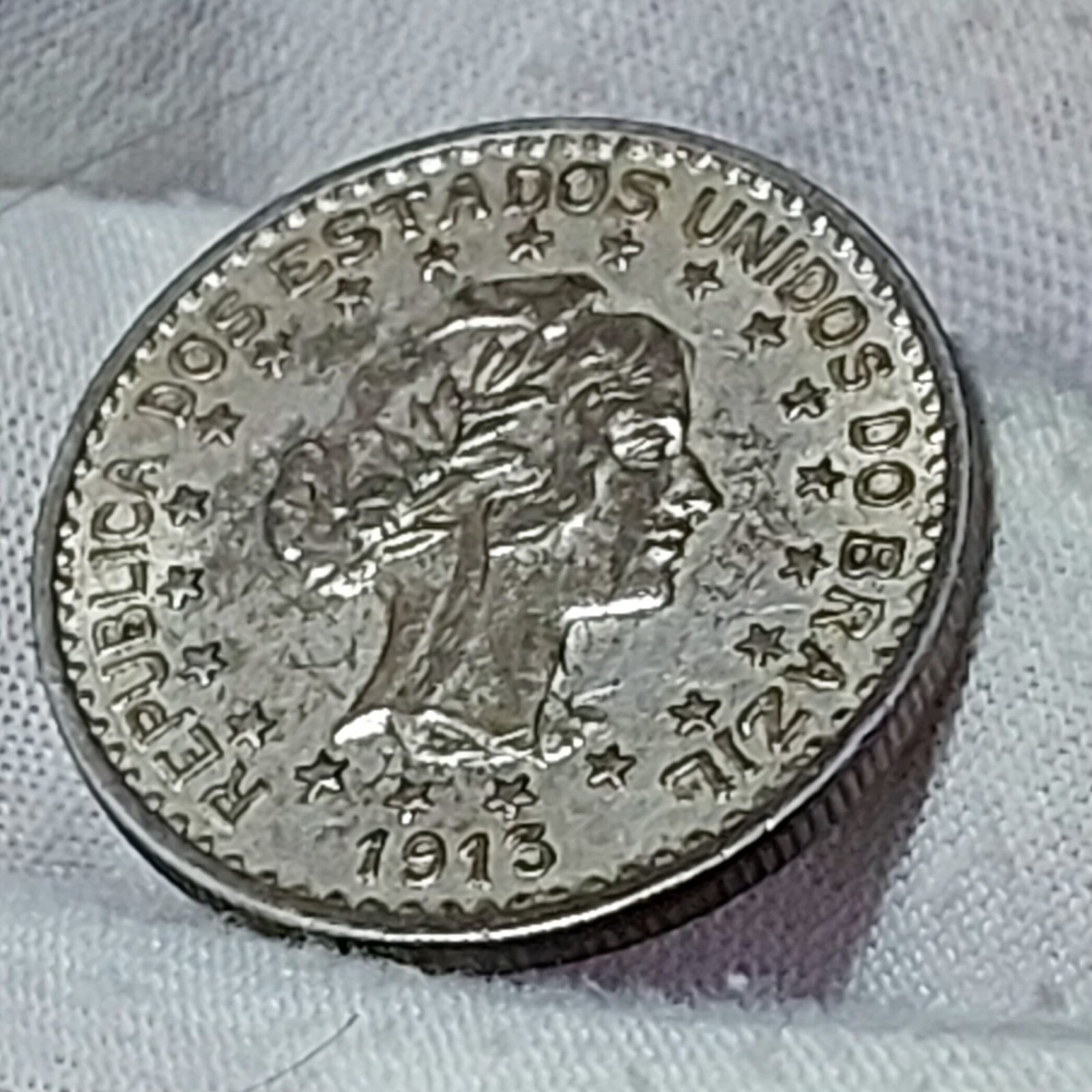 Moeda de 1.000 Réis Ano 1913 - Prata 0,900 - Estrelas Soltas - Imagem 4