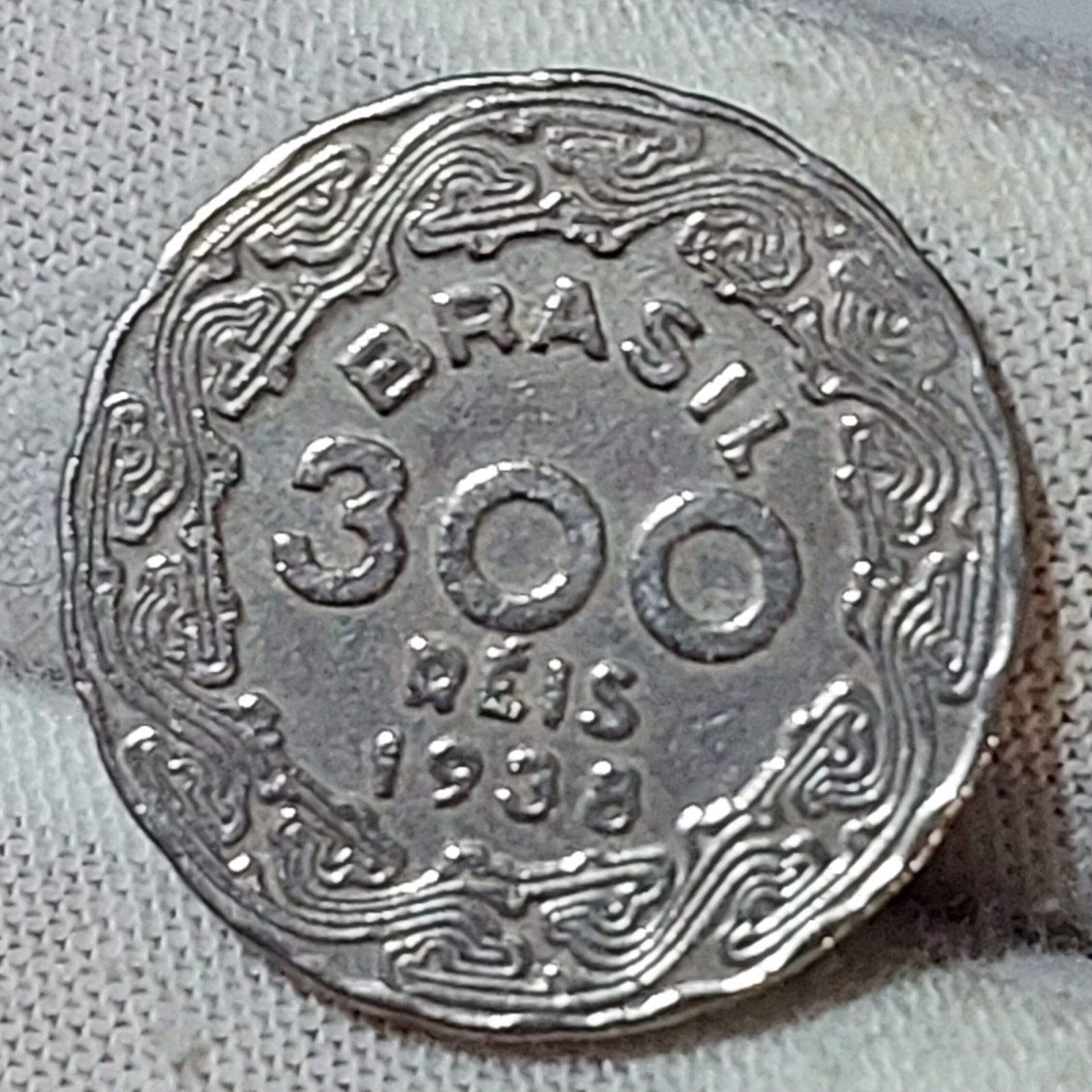 Moeda de 300 Réis Ano 1938 - Getúlio Vargas