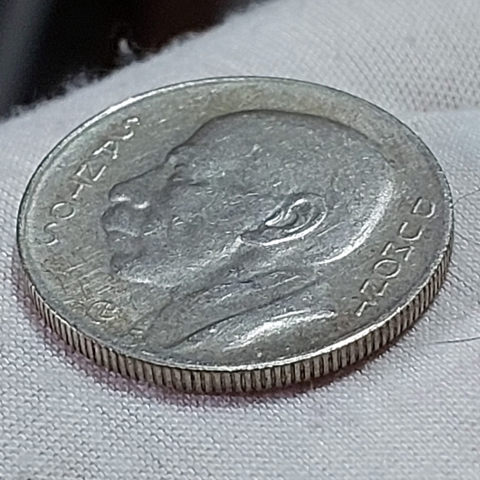 Moeda de 5.000 Réis Ano 1937 - Santos Dumont - Imagem 4