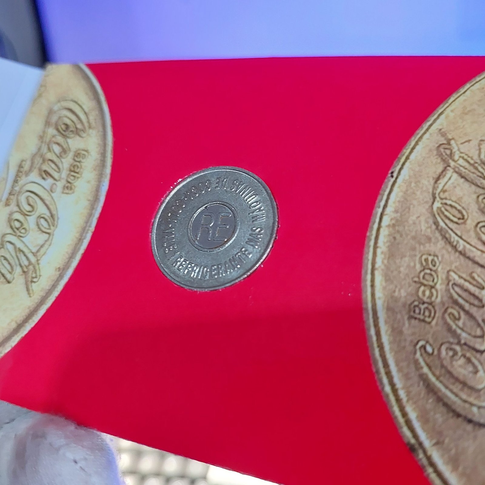 Ficha da Coca Cola - RE - Recife Com Encarte - Imagem 3