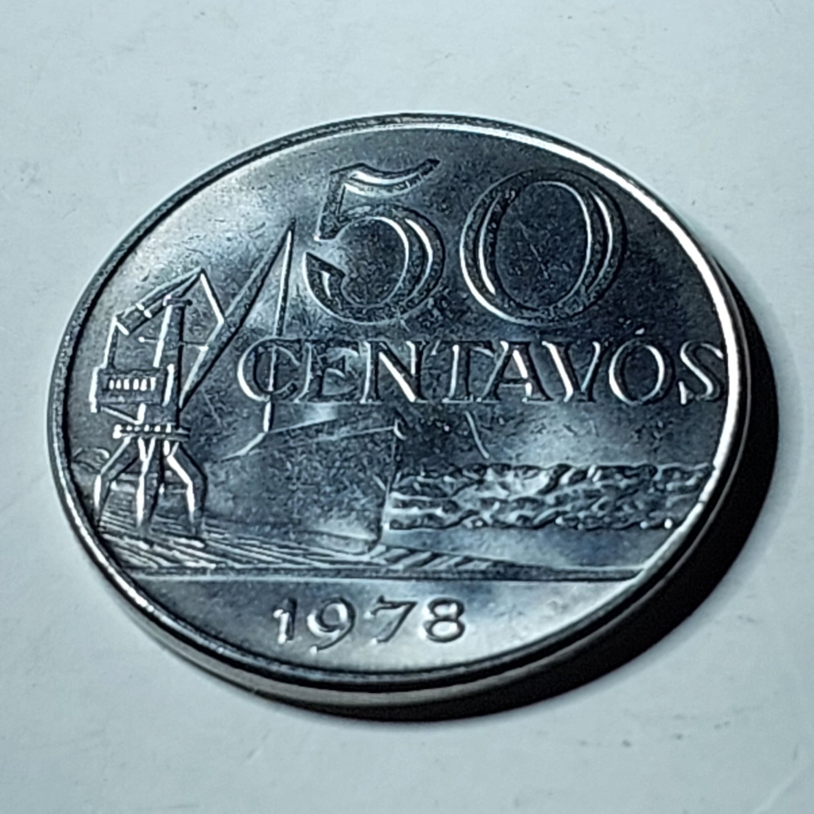 Moeda de 50 Centavos Ano 1978 - República do Brasil - Flor de Cunho - Imagem 7