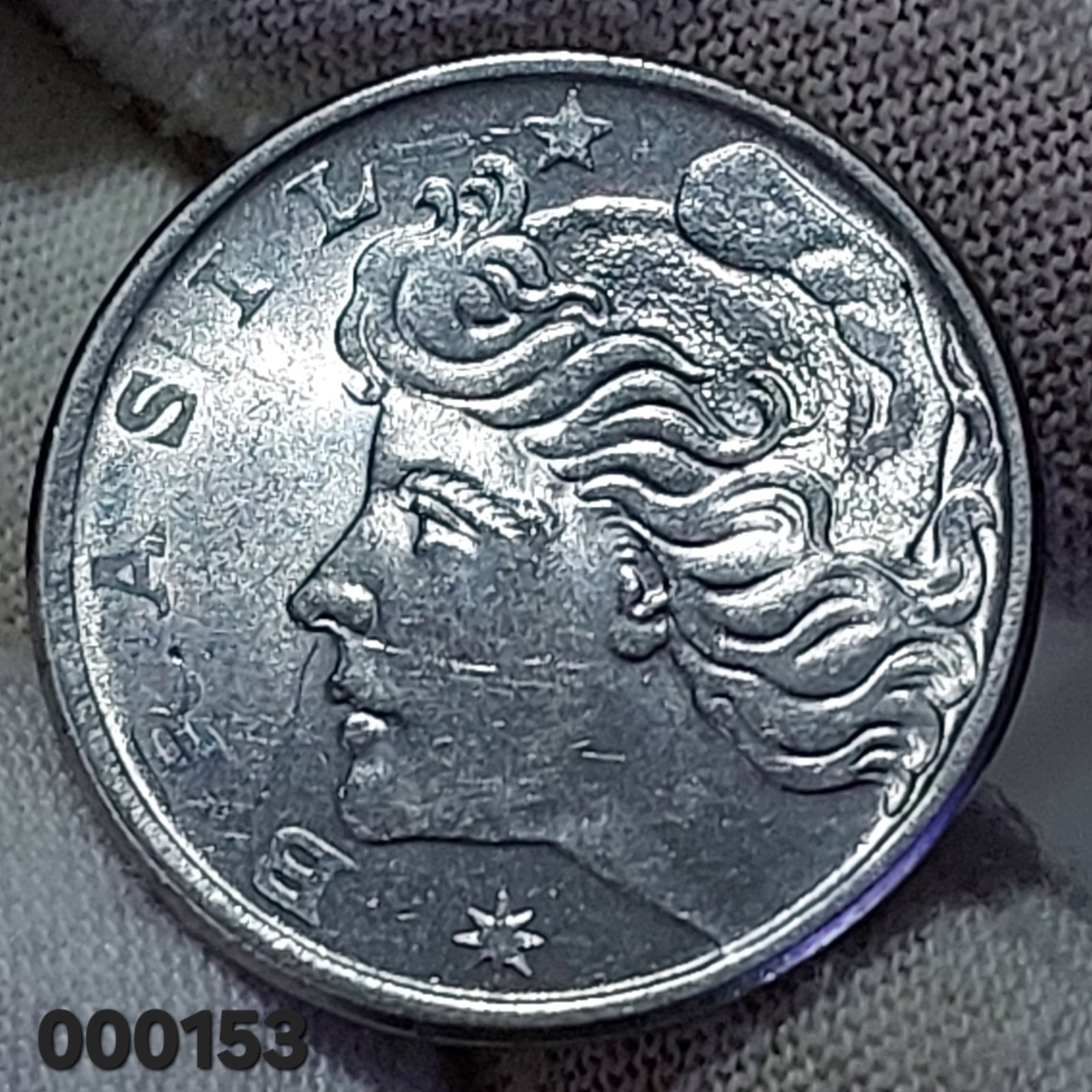 Moeda de 20 Centavos Ano 1976 - República do Brasil - Flor de Cunho - Imagem 6