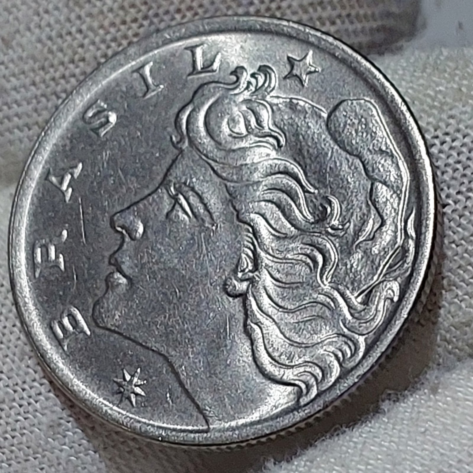 Moeda de 20 Centavos Ano 1970 - República do Brasil - Flor de Cunho - Imagem 6