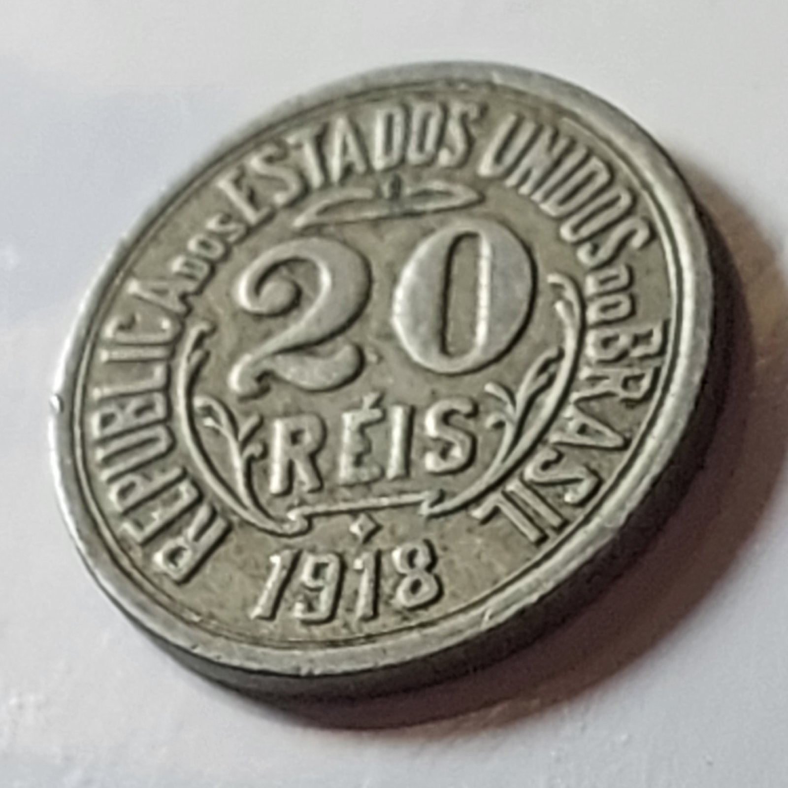 Moeda de 20 Réis do Brasil Ano 1918 - Imagem 5