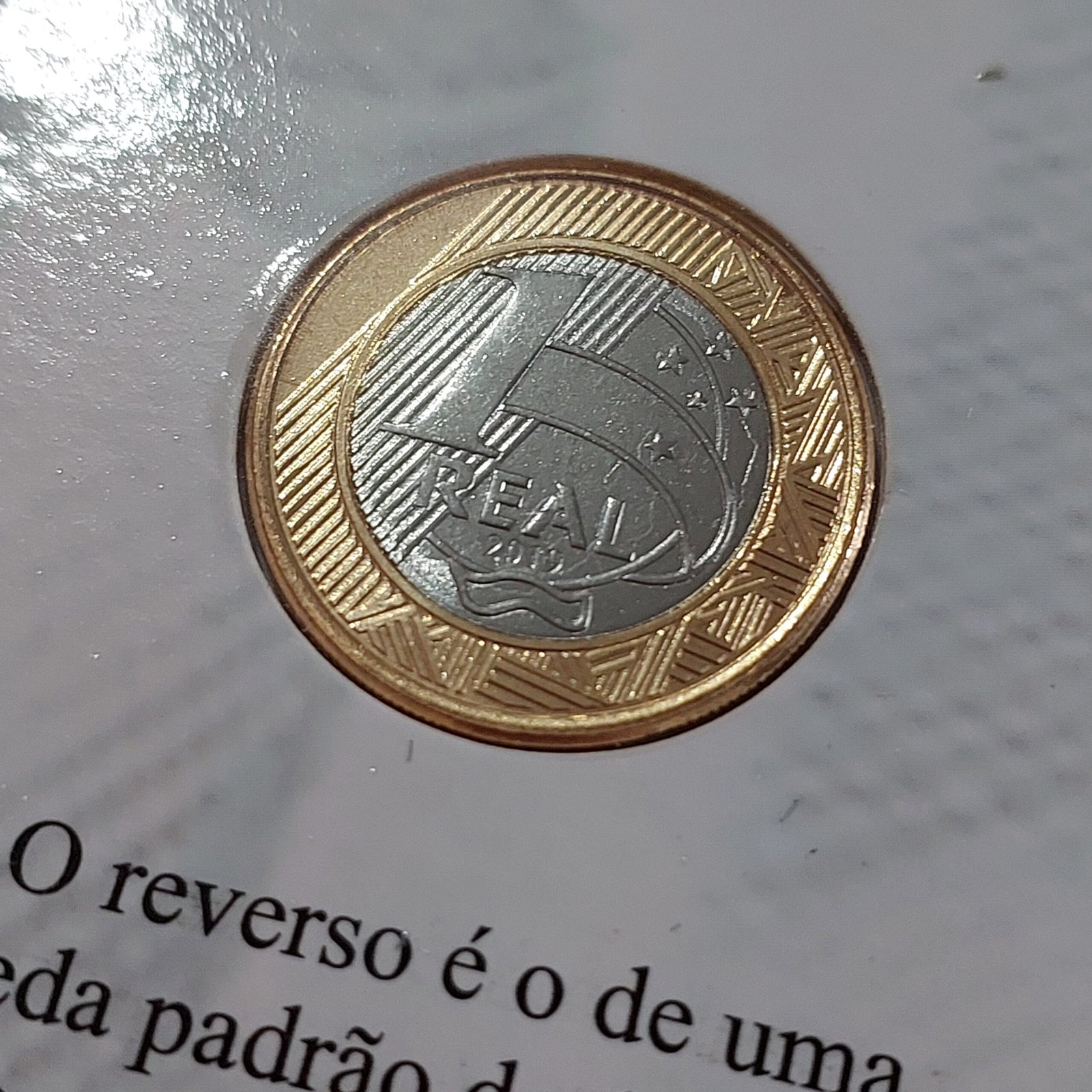Blister com Moeda de 1 Real do Brasil - 25 Anos do Plano Real - Beija Flor - Flor de Cunho - Imagem 6