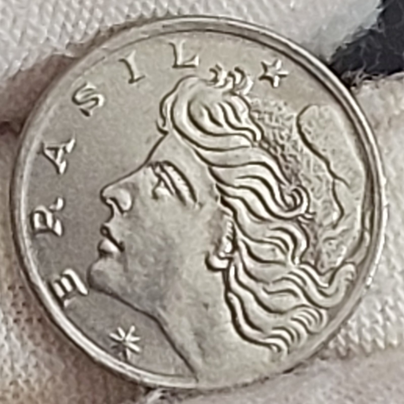 Moeda de 1 Centavo Ano 1975 - República do Brasil - Imagem 4
