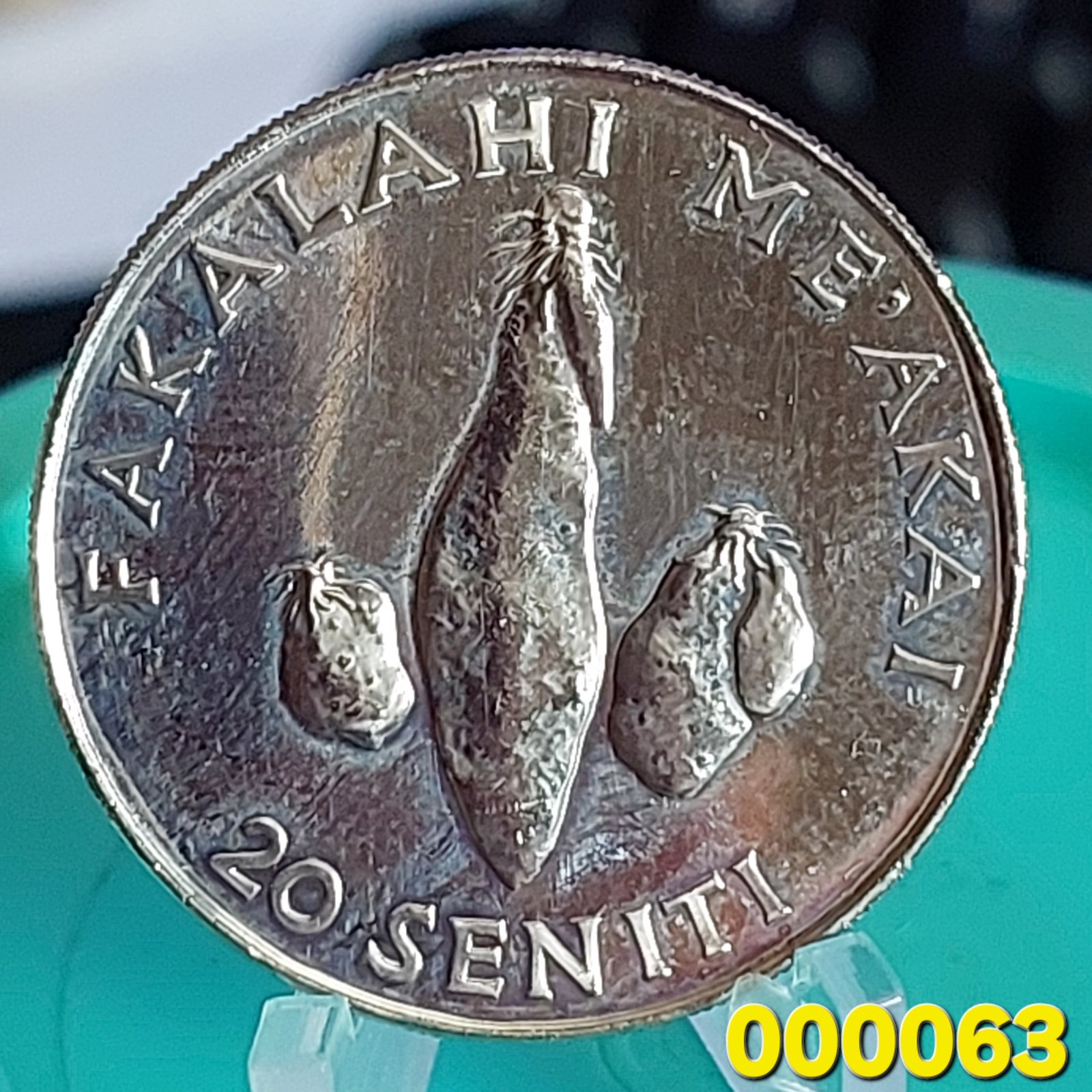 Moeda de 20 Seniti de Tonga Ano 2002 - Diâmetro 28,5 mm