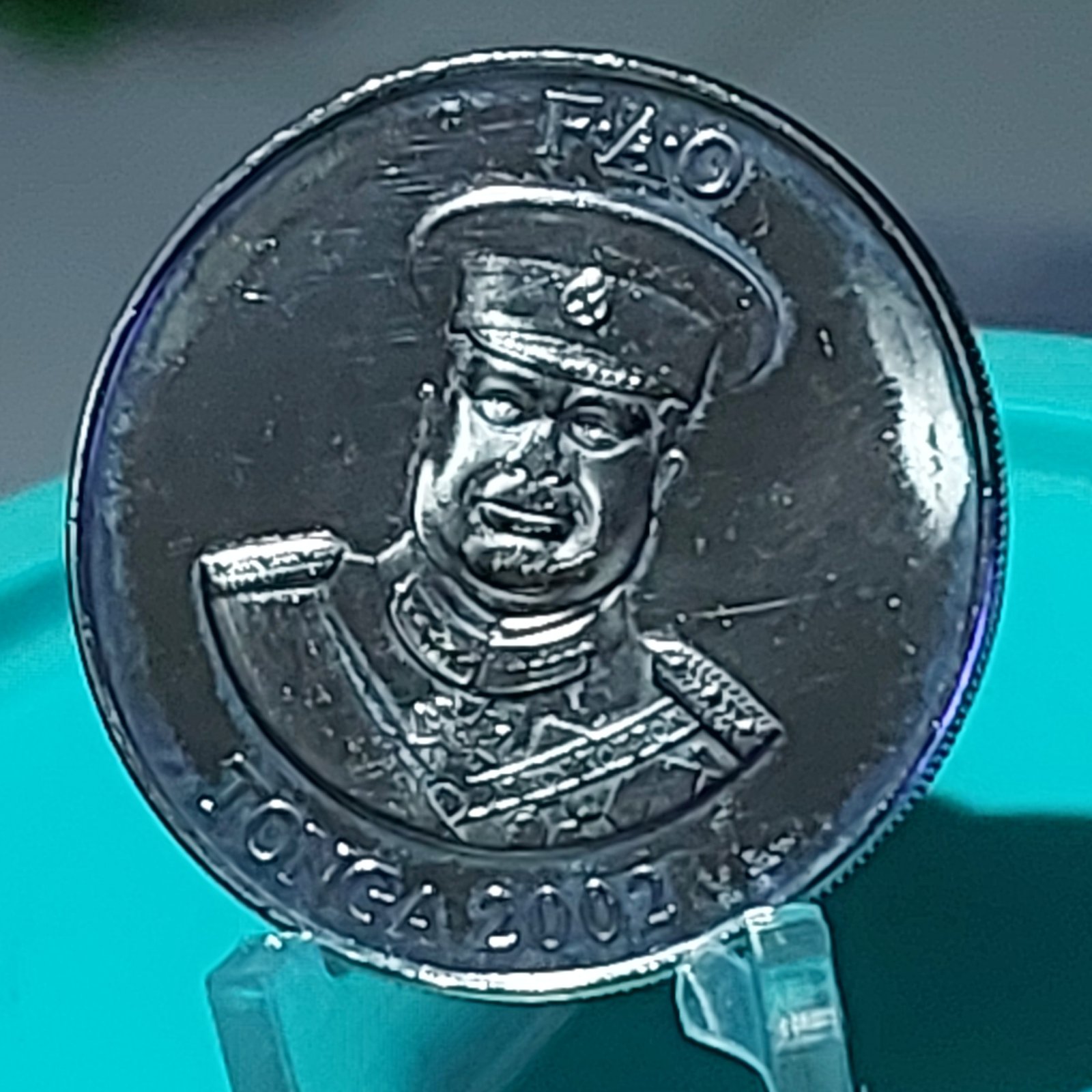 Moeda de 20 Seniti de Tonga Ano 2002 - Diâmetro 28,5 mm - Imagem 4