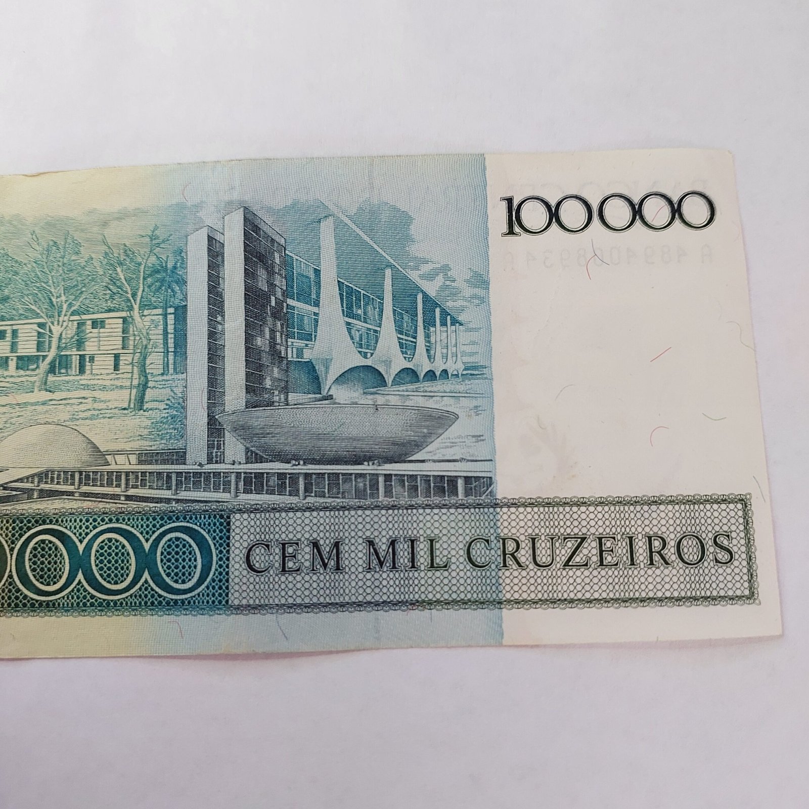 Cédula de 100.000 Cruzeiros (Cr$ 100.000) com Carimbo de 100 Cruzados (Cz$ 100) Ano 1986 - Juscelino Kubitschek - Imagem 5
